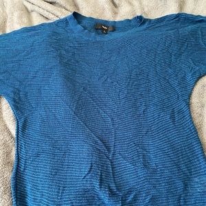 Lightweight sweater